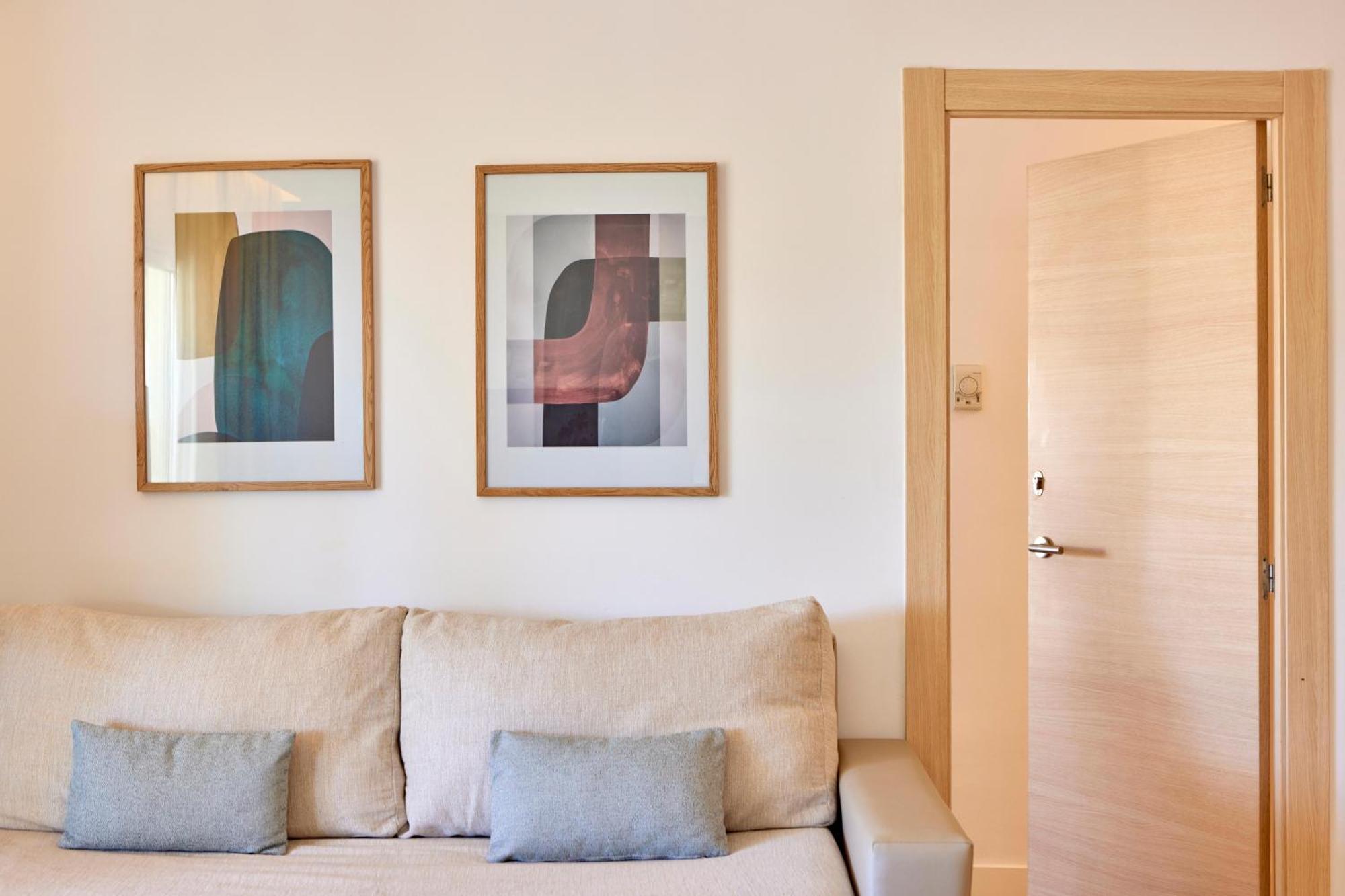 Aparthotel Zafiro Bahia à Playa de Muro  Extérieur photo