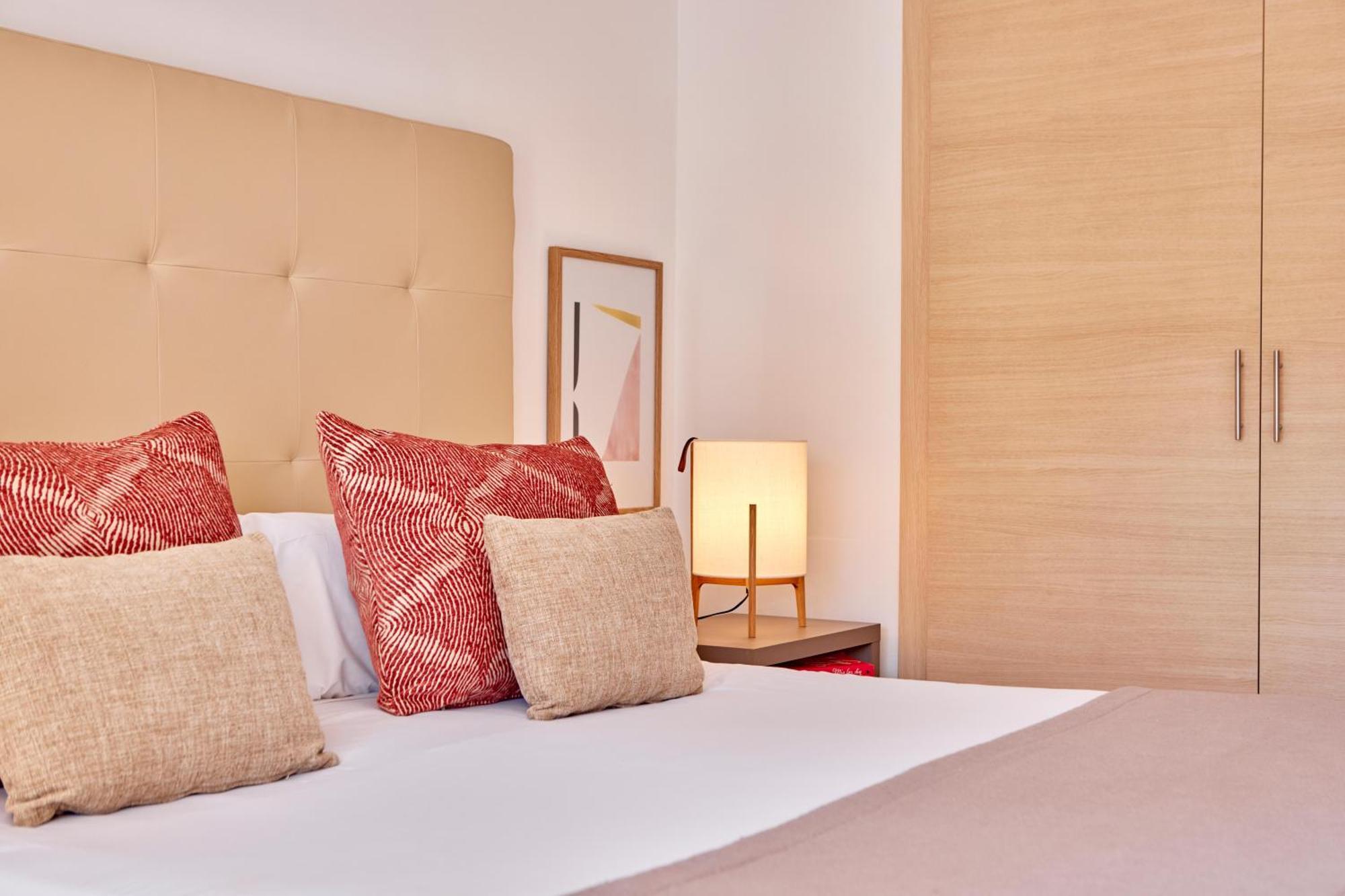 Aparthotel Zafiro Bahia à Playa de Muro  Extérieur photo