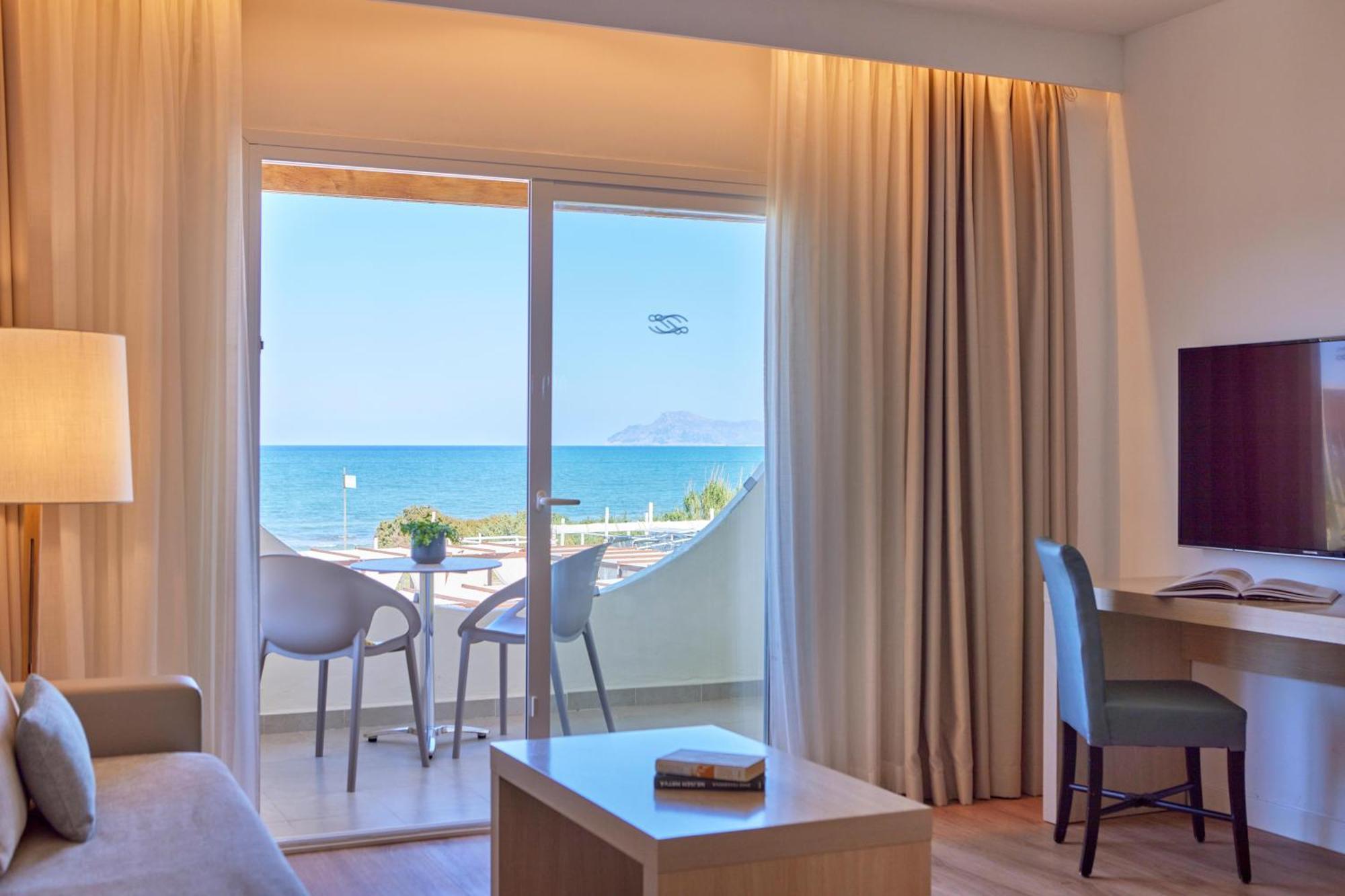 Aparthotel Zafiro Bahia à Playa de Muro  Extérieur photo
